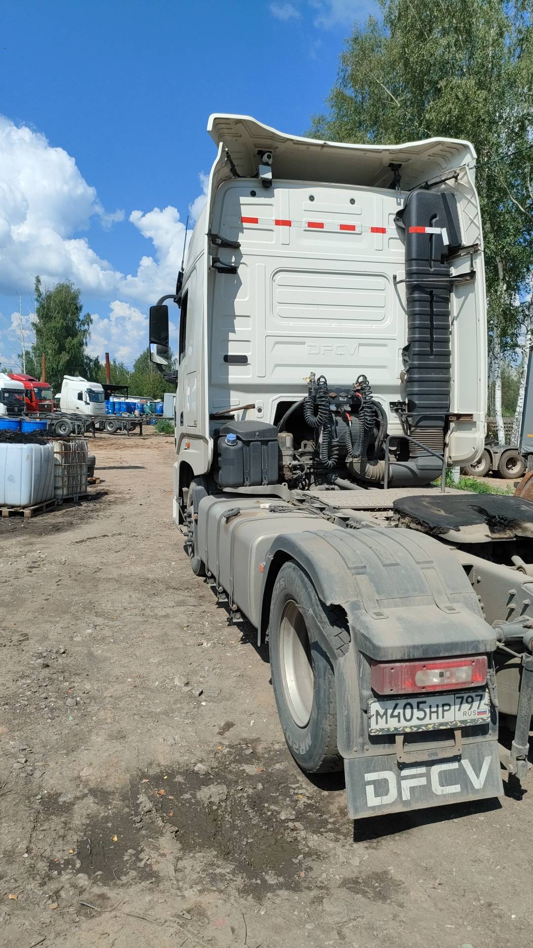DongFeng GX DFH4180 4x2,  239 746 км, 2023 года в лизинг