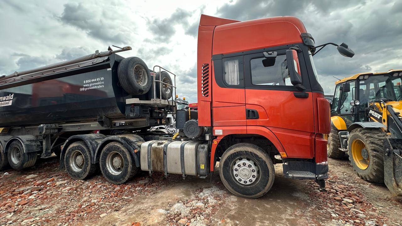 Shacman SX42584W324C Лот 000001472
