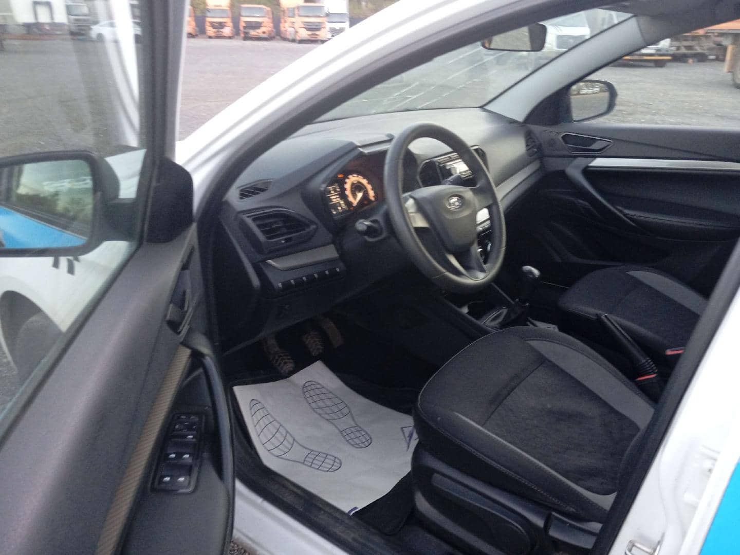 Lada Vesta седан,  165 495 км, 2023 года в лизинг