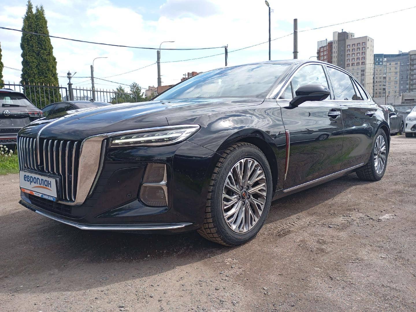 Hongqi H5