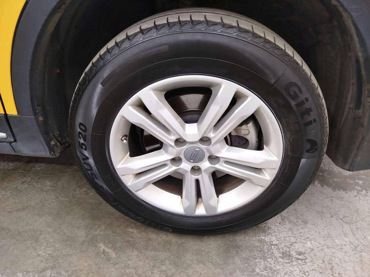 Geely Atlas Pro,  210 347 км, 2023 года в лизинг