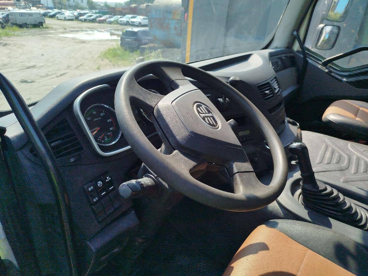 FAW CA3250P66K24L1TE5 6x6,  150 000 км, 2022 года в лизинг