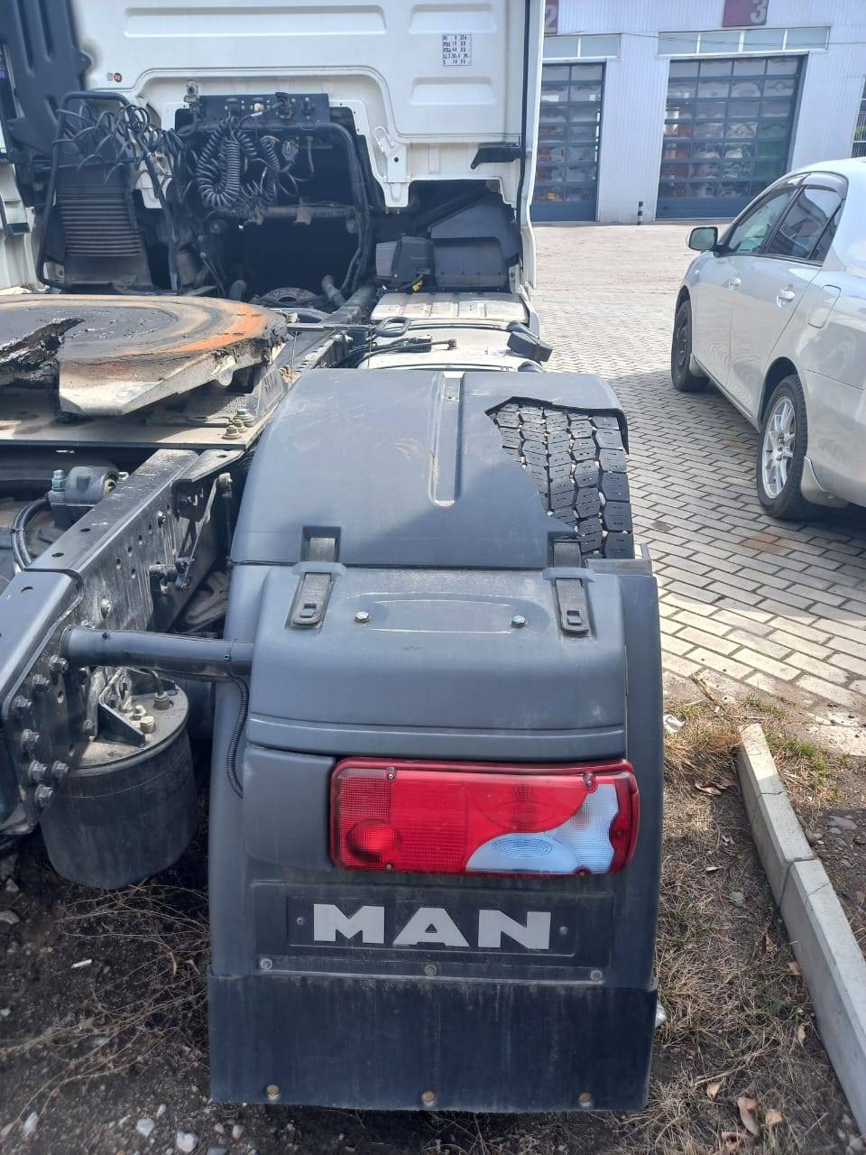 MAN TGX 18.500 4X2 LLS Лот 000000325