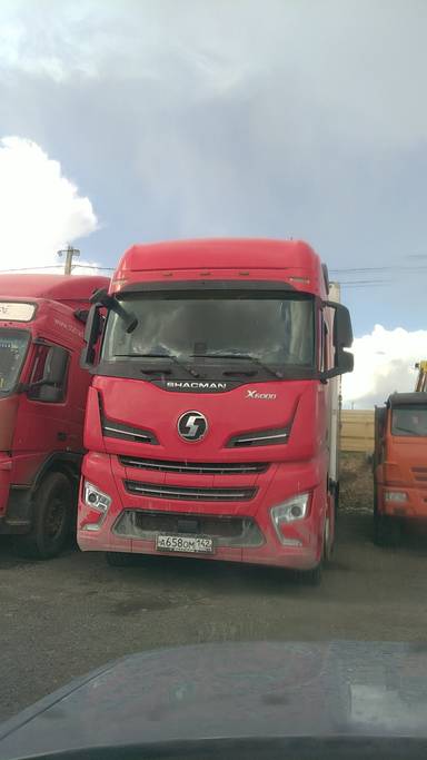 Shacman SX4188YY381