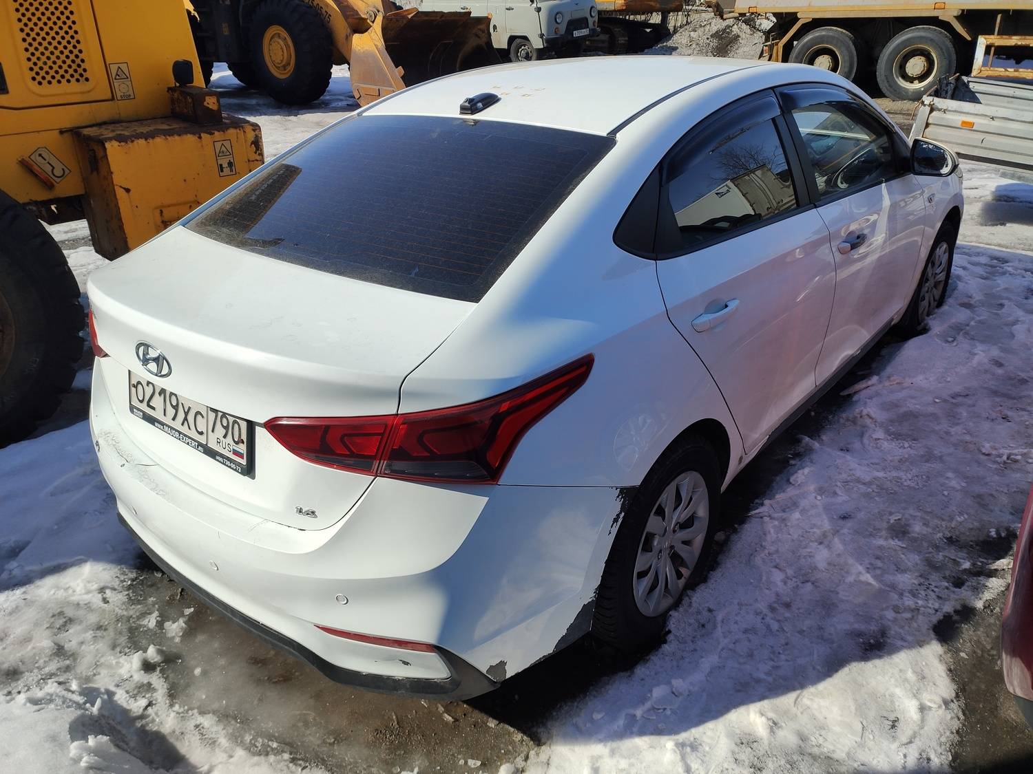 Hyundai Solaris,  307 448 км, 2019 года в лизинг