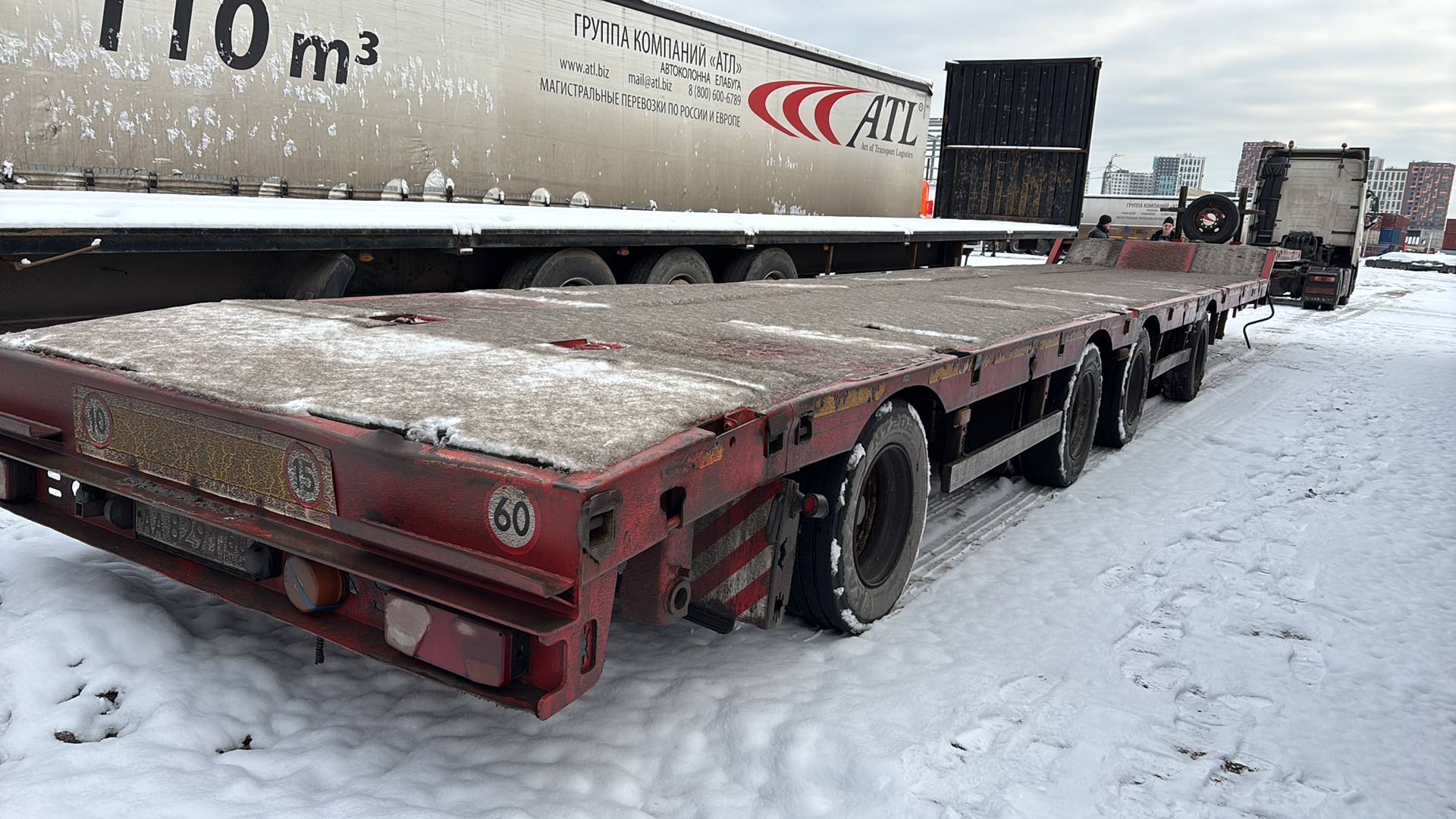 Компания СпецПрицеп Тяжеловоз низкорамный 9942L4, 2020 года в лизинг