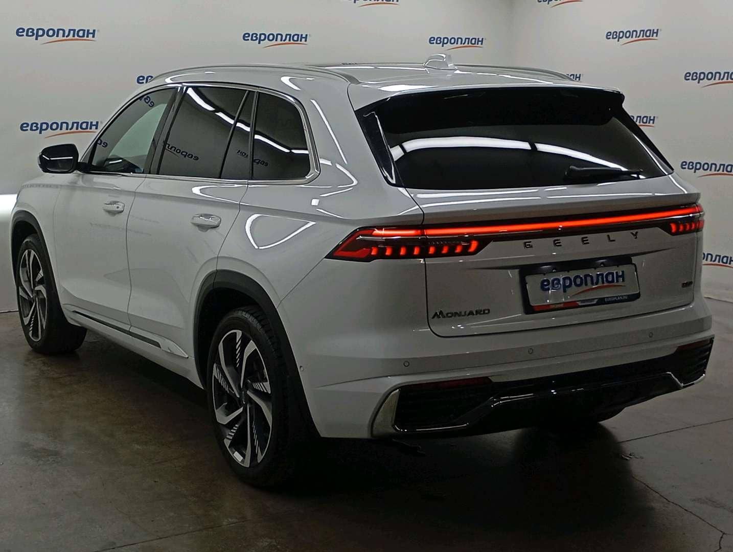 Geely Monjaro,  42 536 км, 2023 года в лизинг