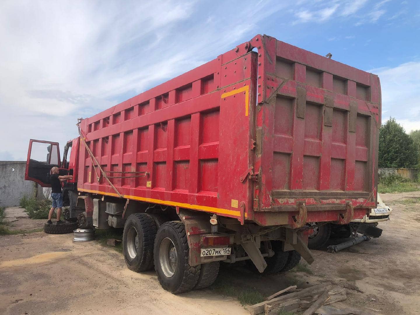 HONGYAN CQ3406HV39,  118 857 км, 2021 года в лизинг