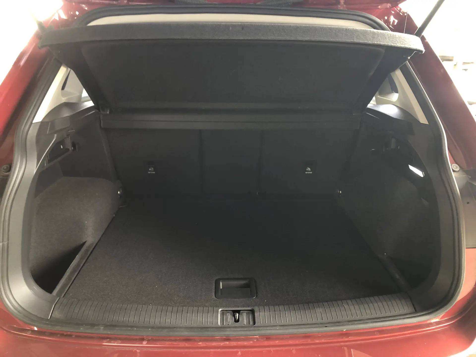Volkswagen Tiguan,  52 606 км, 2022 года в лизинг