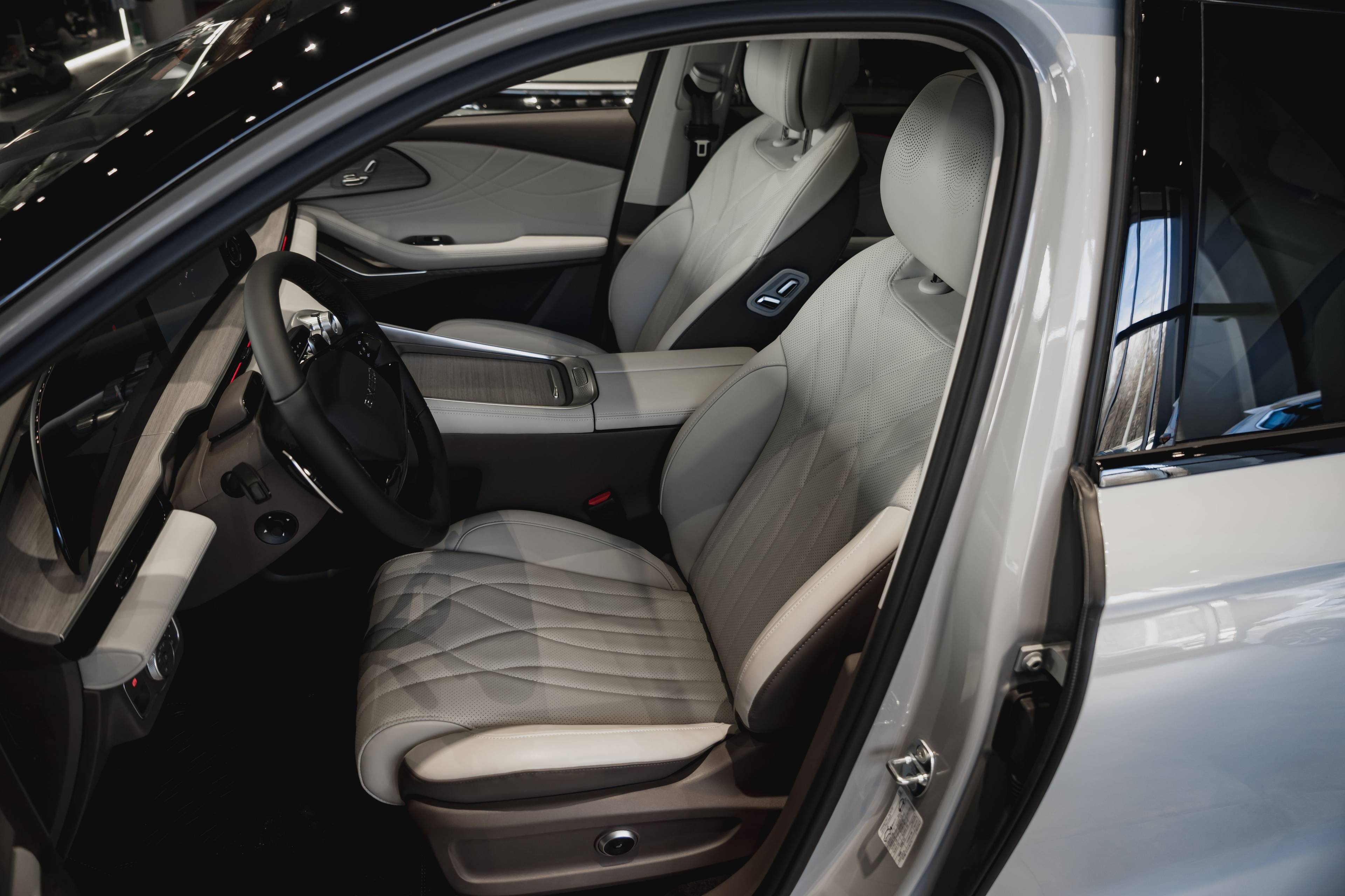 EXEED RX Platinum 2.0 TGDI DCT7 AWD