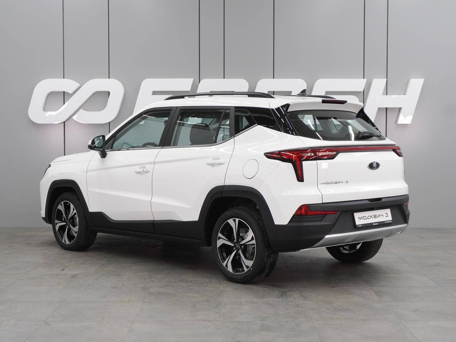 Москвич 3 Стандарт плюс 1.5Т CVT