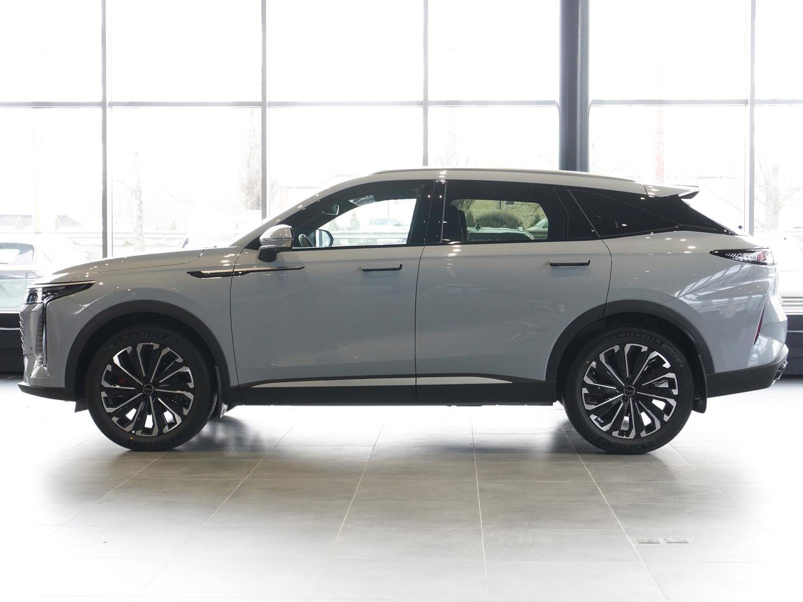 EXEED RX Urban 2.0 TGDI DCT7 AWD