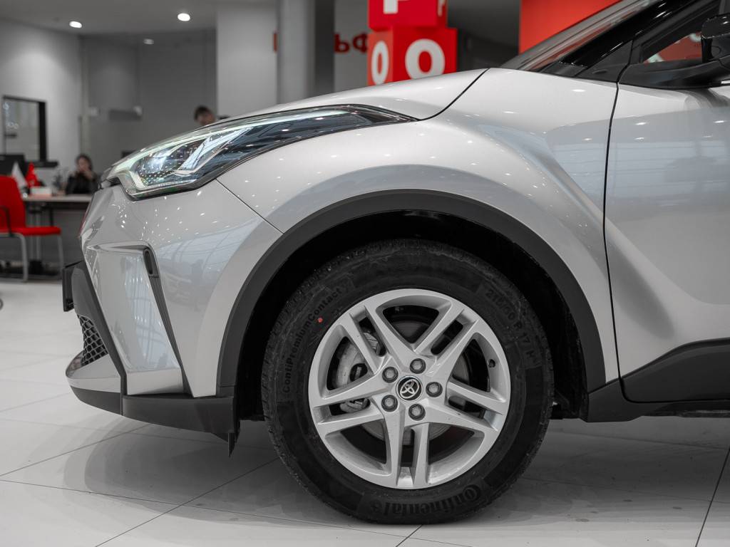 Toyota C-HR Cool 1.2 CVT 4WD