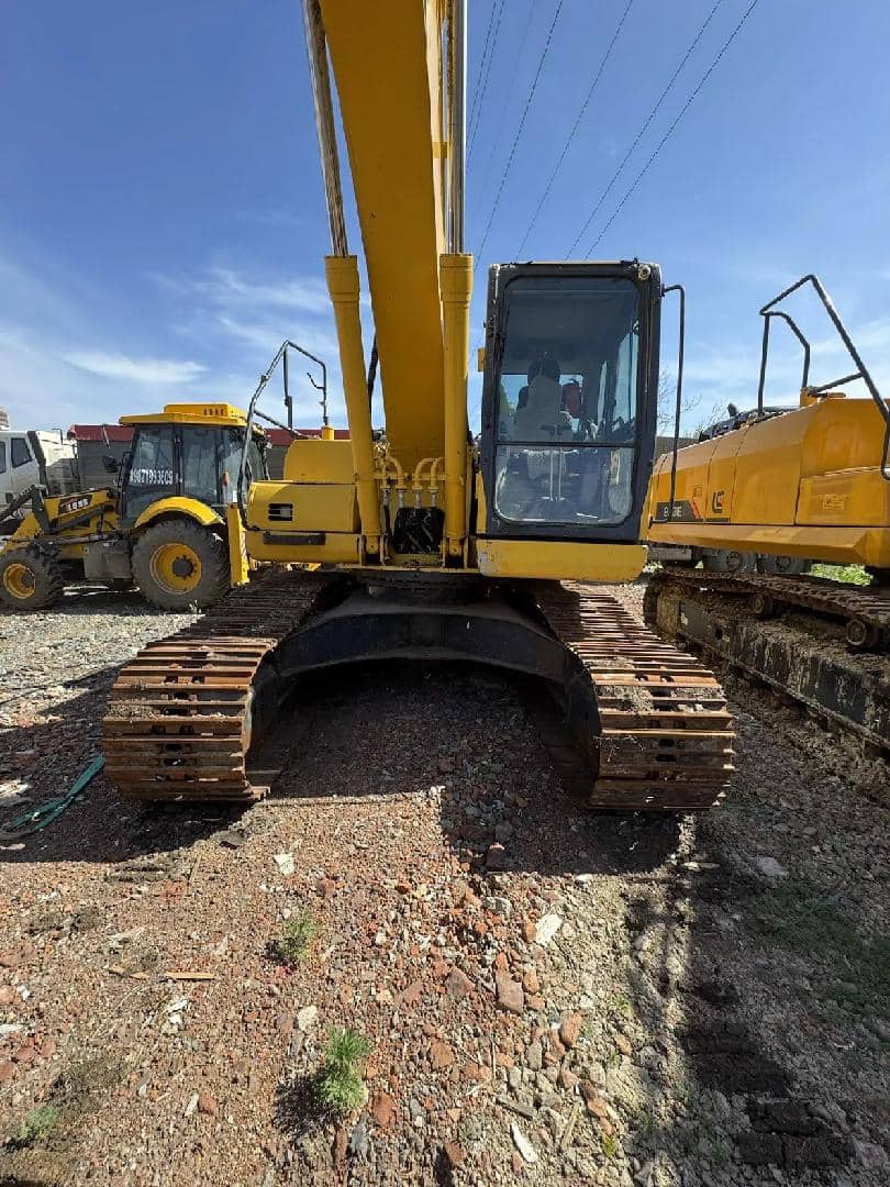 KOMATSU PC210-10M0