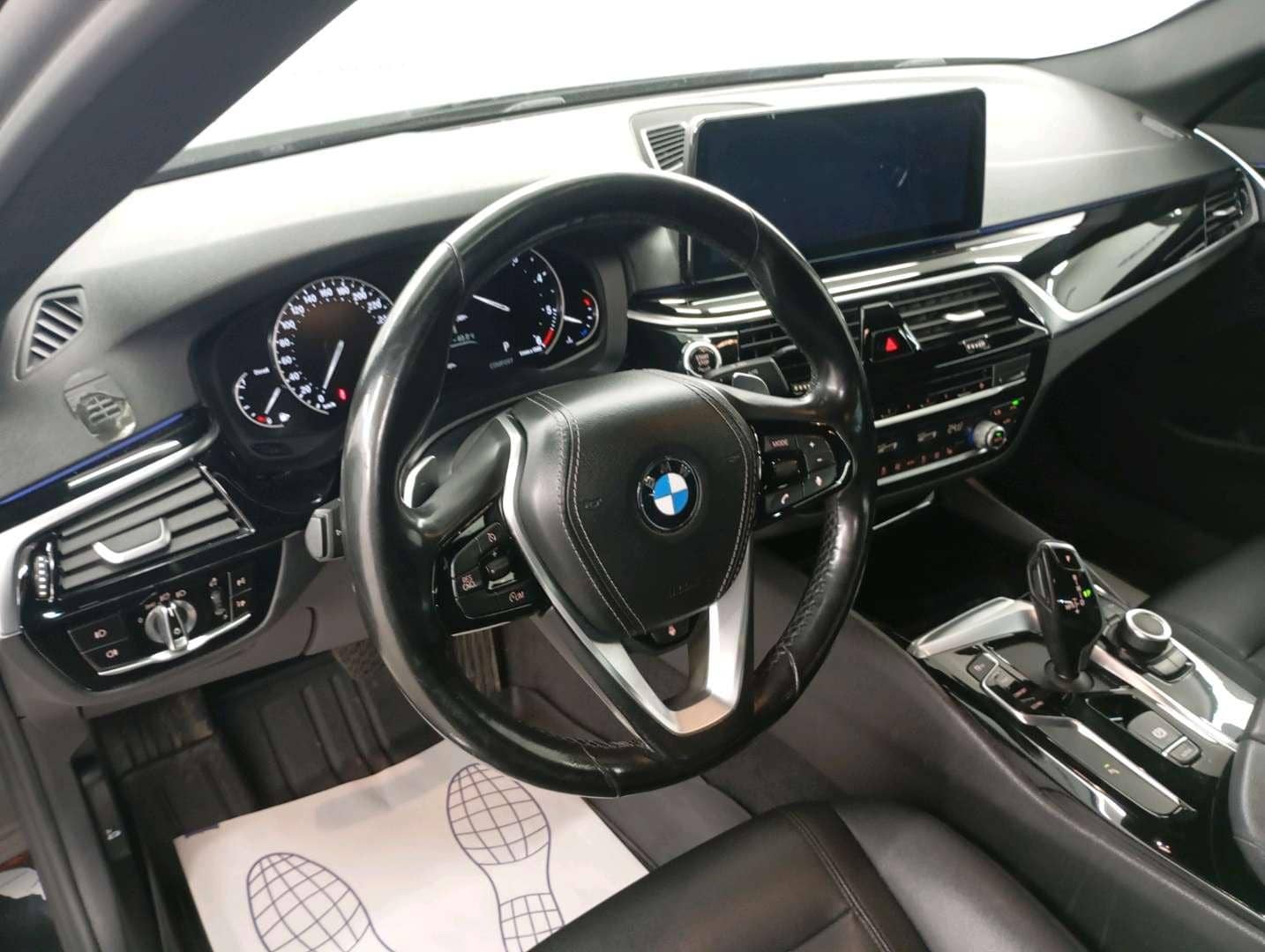 BMW 5 серия,  269 266 км, 2019 года в лизинг