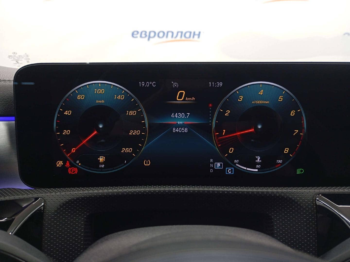 Mercedes-Benz CLA купе,  84 058 км, 2020 года в лизинг