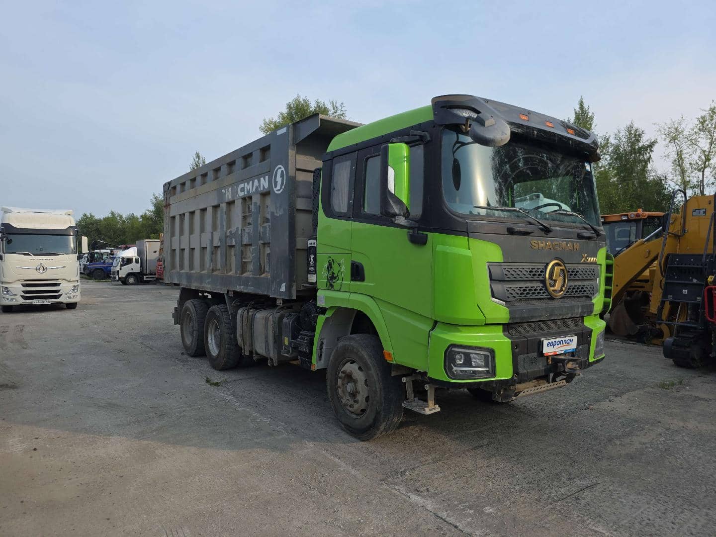 Shacman SX32586T384,  270 278 км, 2022 года в лизинг