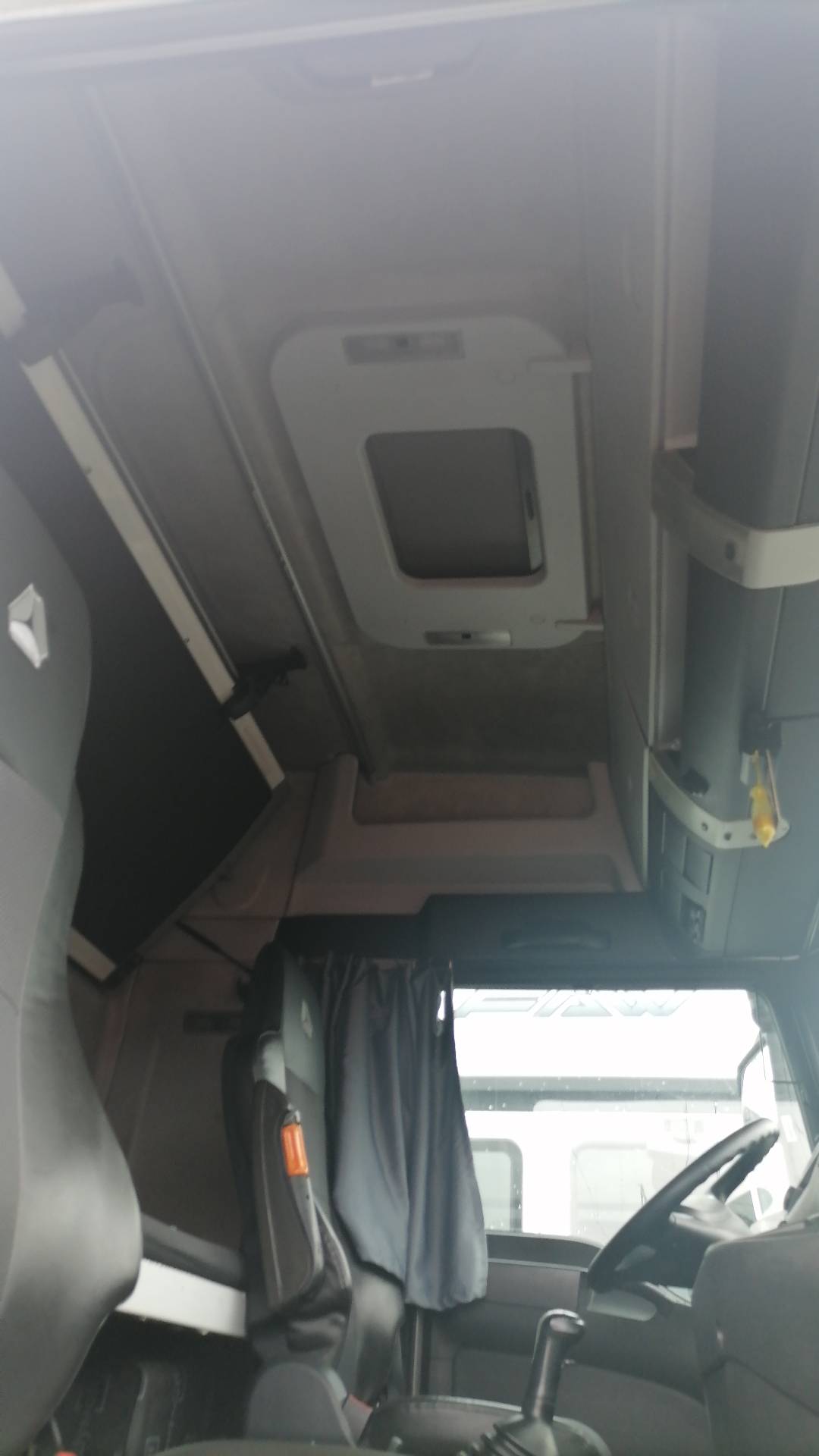 Sitrak С7Н MAX 6×4 ZZ4256V364HE,  270 190 км, 2022 года в лизинг