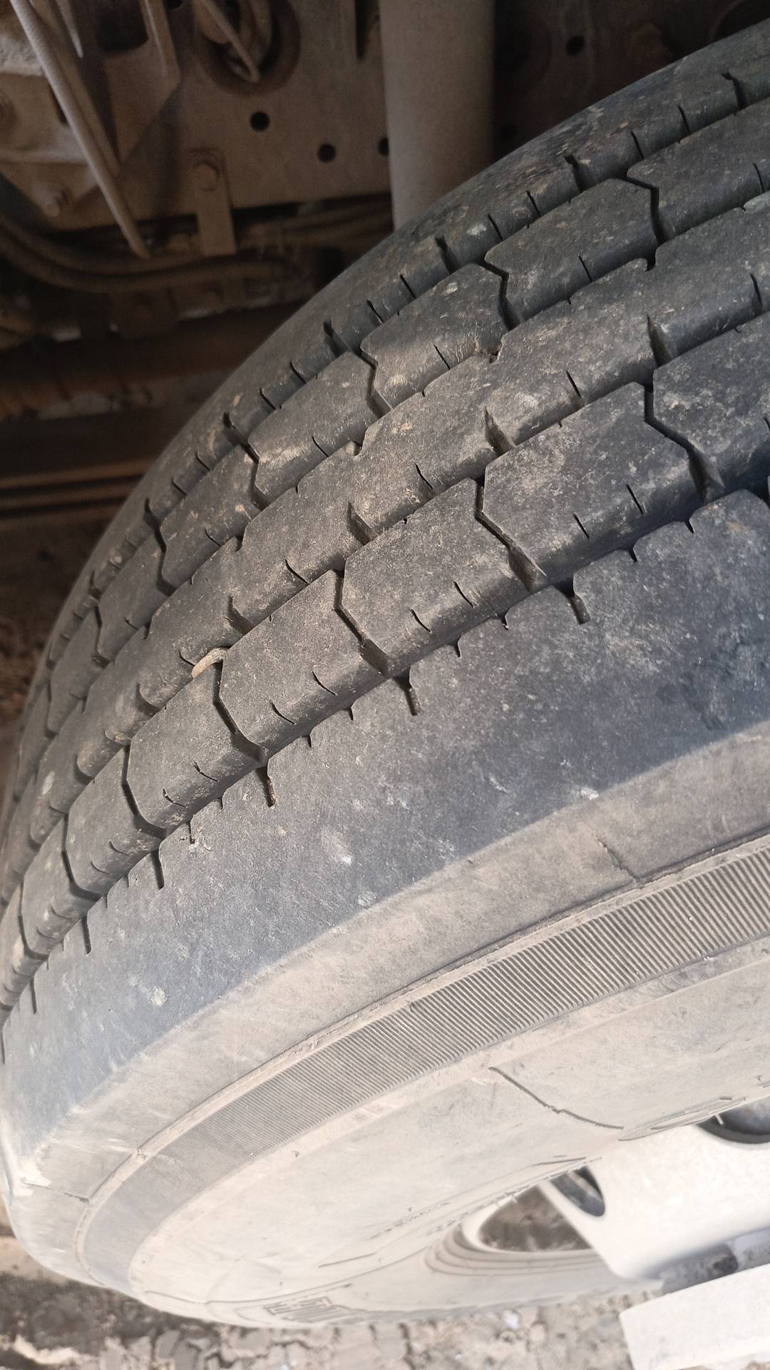 Shacman SX42566V324,  75 148 км, 2024 года в лизинг