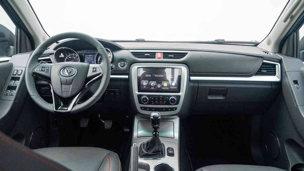 Sollers ST6 Comfort 2.0 MT 4WD