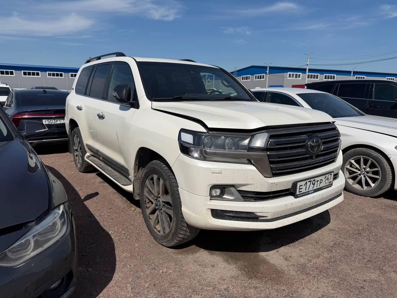 Toyota Land Cruiser 200,  232 801 км, 2017 года в лизинг