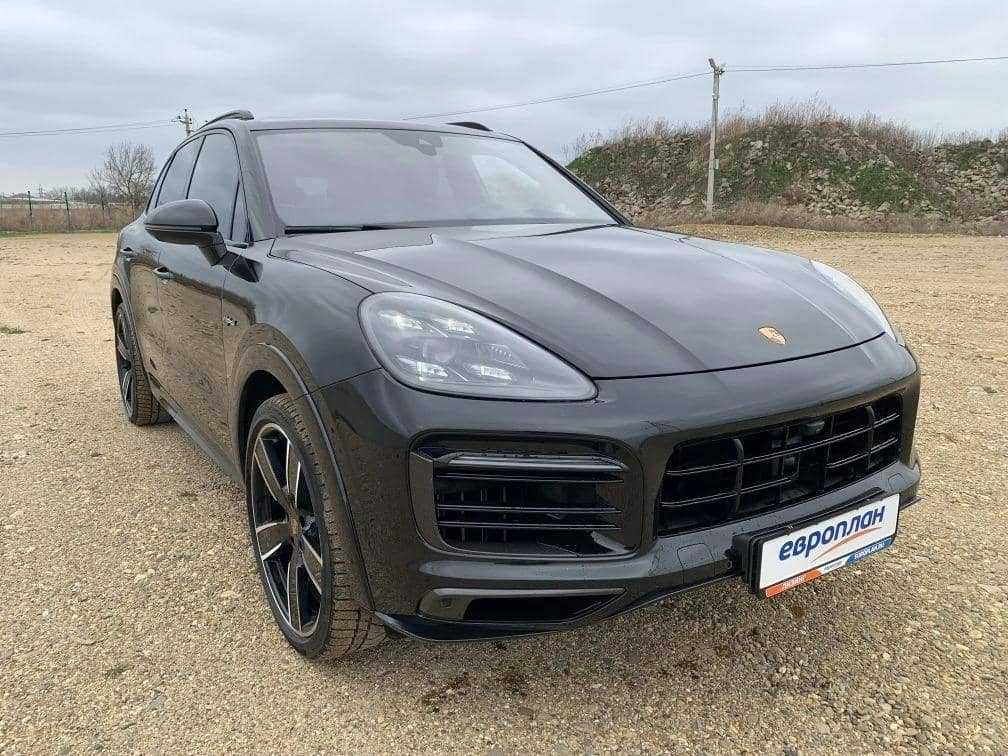 Porsche Cayenne,  76 432 км, 2020 года в лизинг