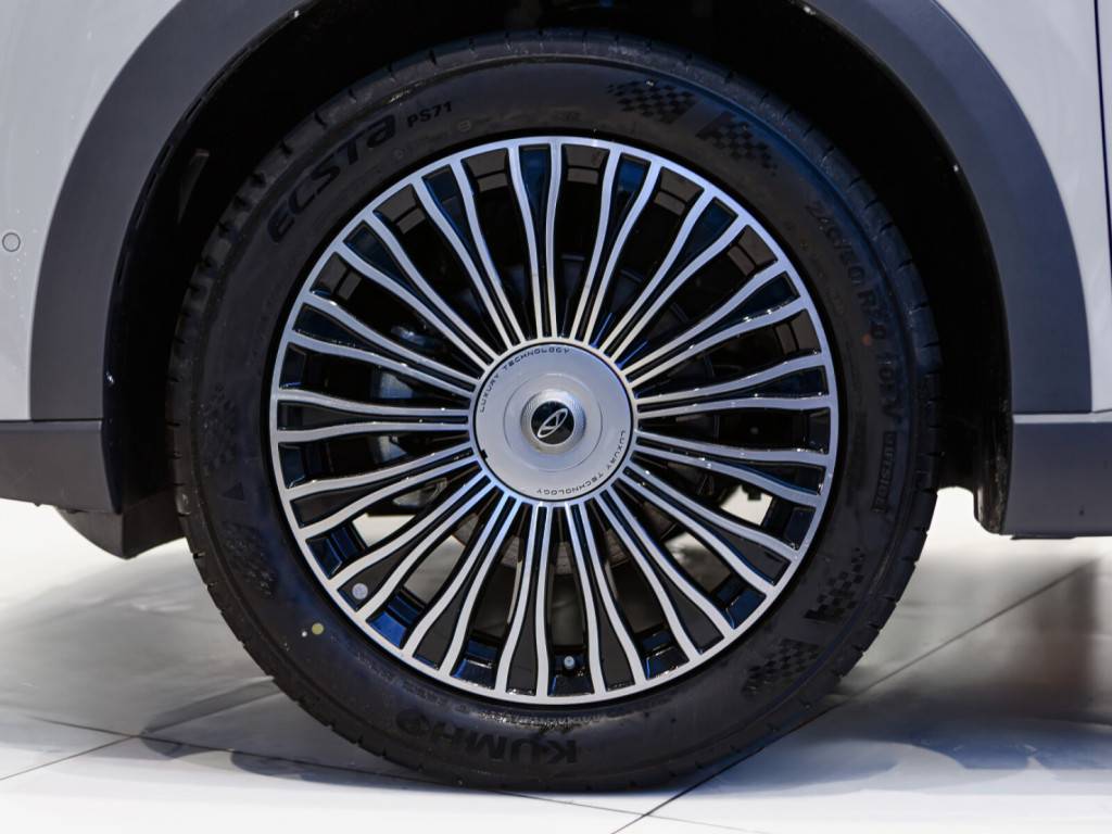 Chery Tiggo 9 2.0T 8AT Ultra 4WD