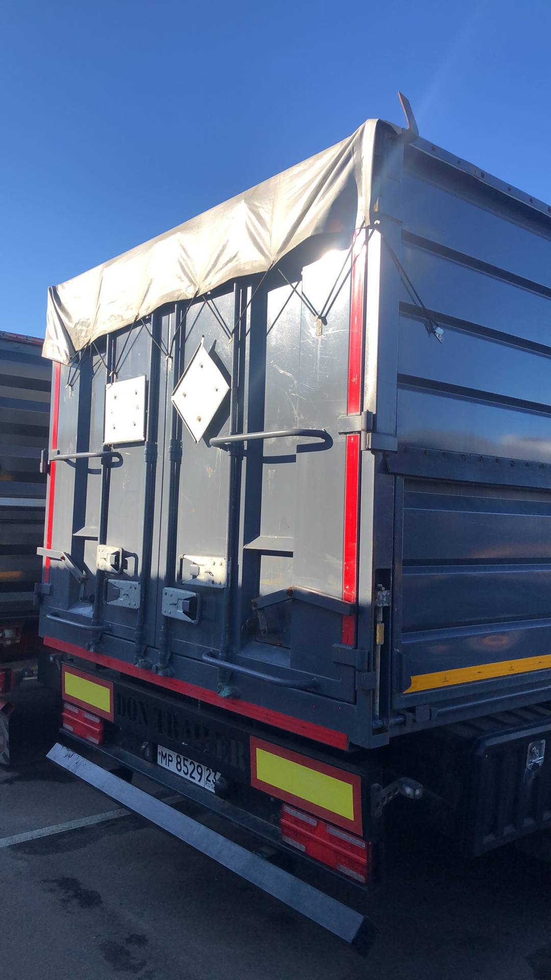 Донтрейлер 864955-2, 2023 года в лизинг