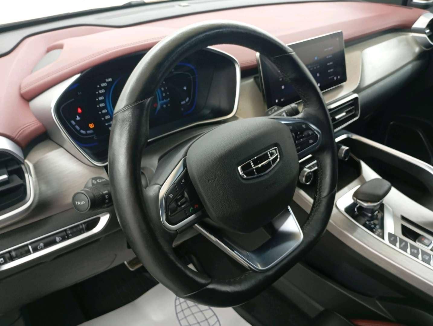 Geely Coolray,  122 557 км, 2023 года в лизинг