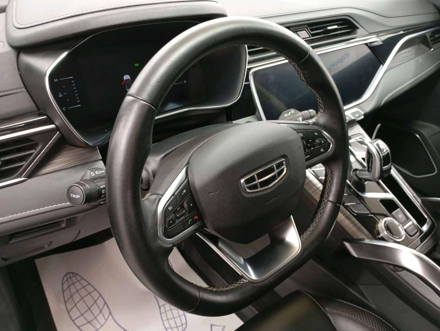 Geely Atlas Pro,  239 501 км, 2023 года в лизинг