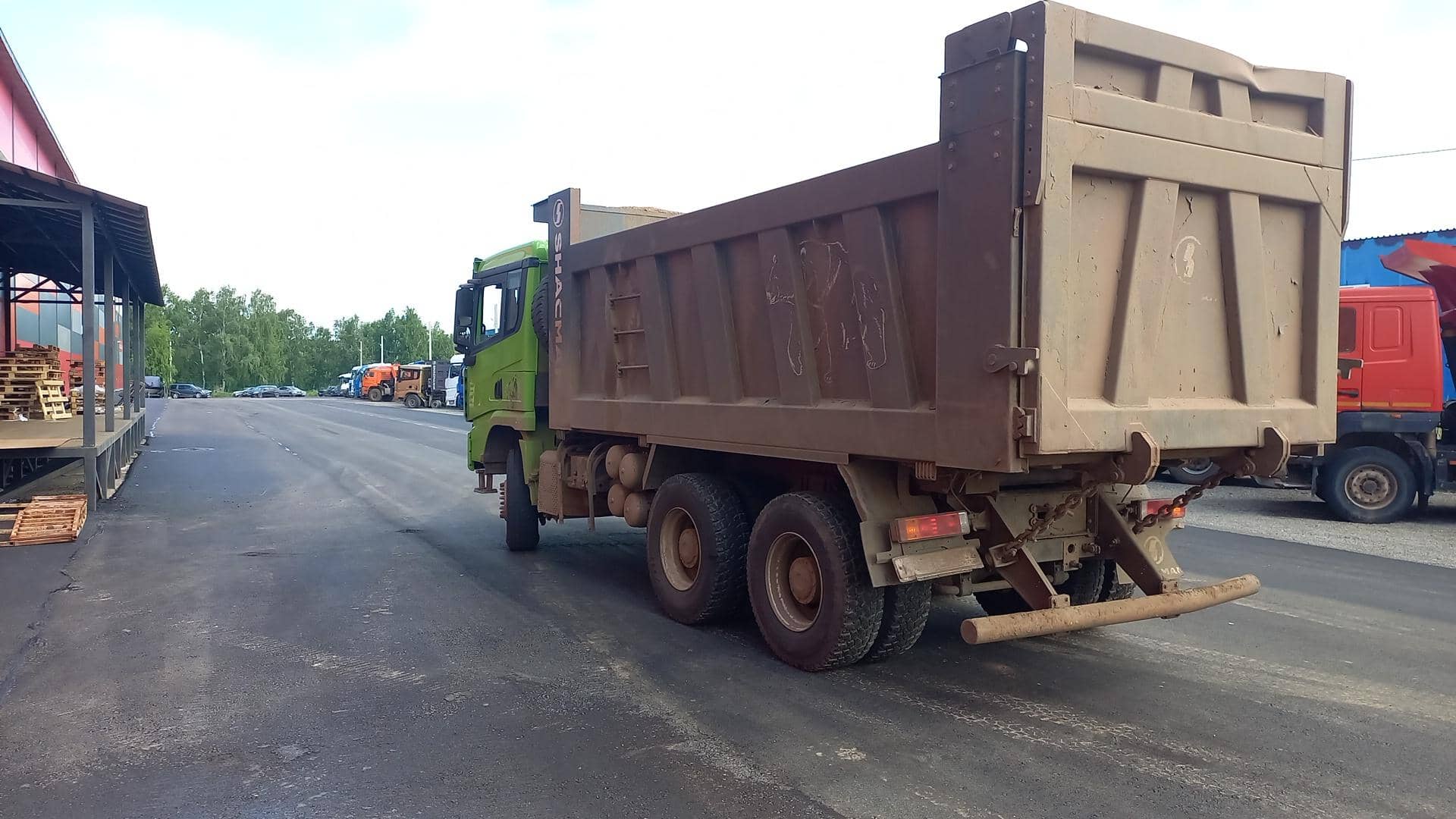 Shacman SX32586V384,  130 823 км, 2023 года в лизинг