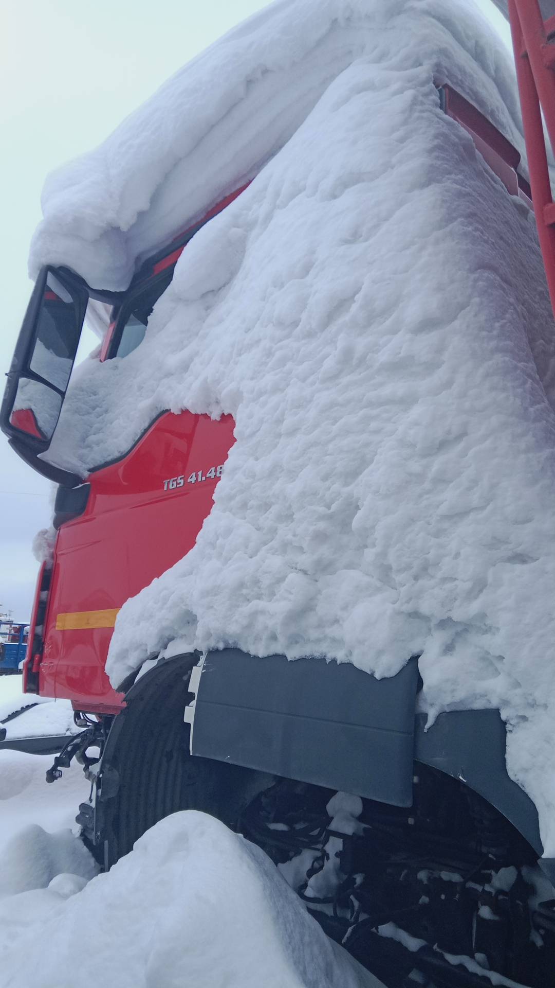 MAN TGS 41.480 8X8 BB-WW (M),  757 880 км, 2015 года в лизинг