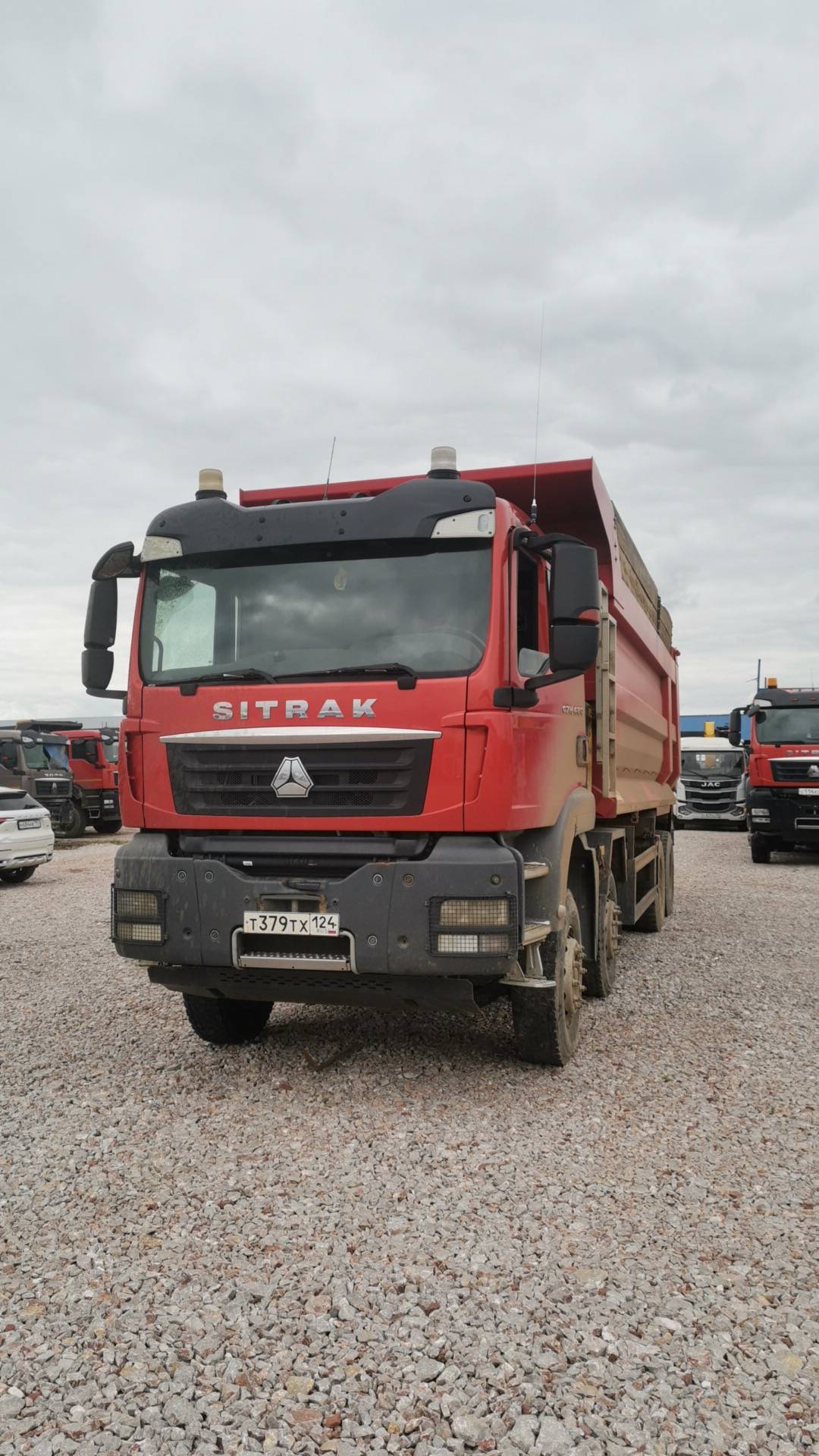 Sitrak ZZ3316V386ME
