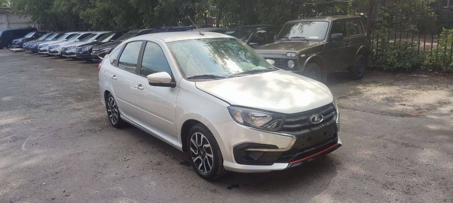 Lada Granta седан Comfort 24 1.6 106hp 5MT