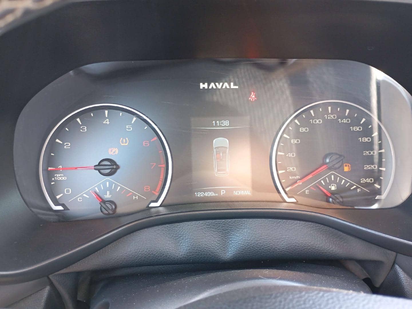 Haval Jolion,  122 500 км, 2024 года в лизинг