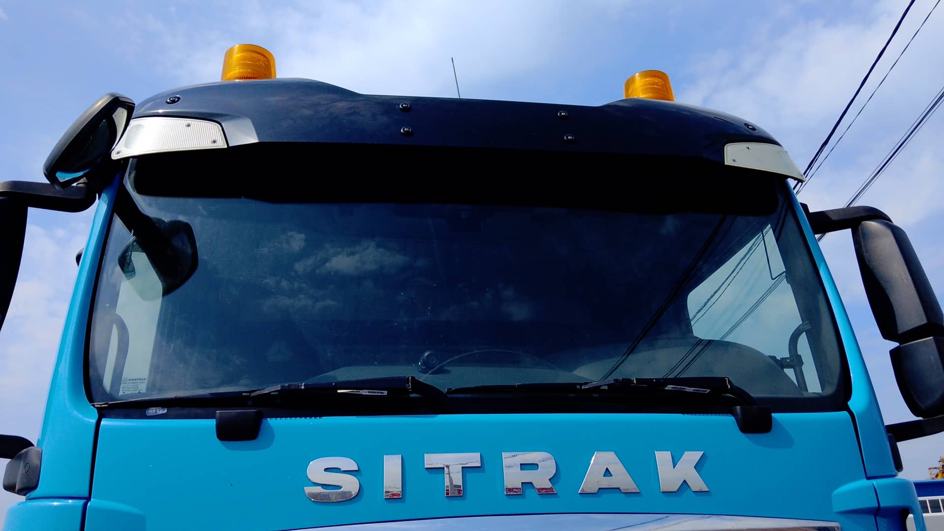 Sitrak ZZ3256V464ME,  51 449 км, 2025 года в лизинг