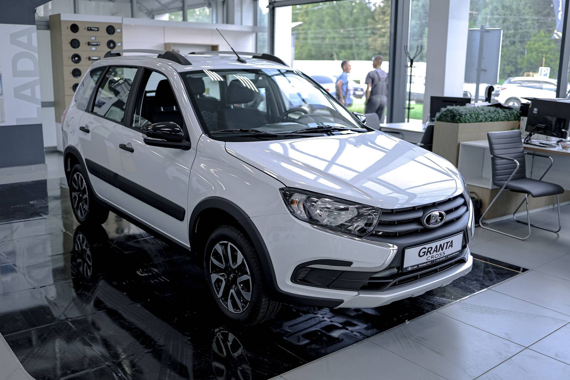 Lada Granta Cross Comfort 24 1.6 106hp 5MT
