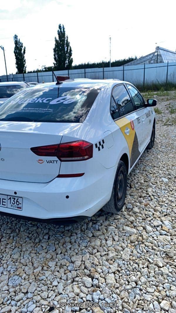 Volkswagen Polo,  252 543 км, 2021 года в лизинг
