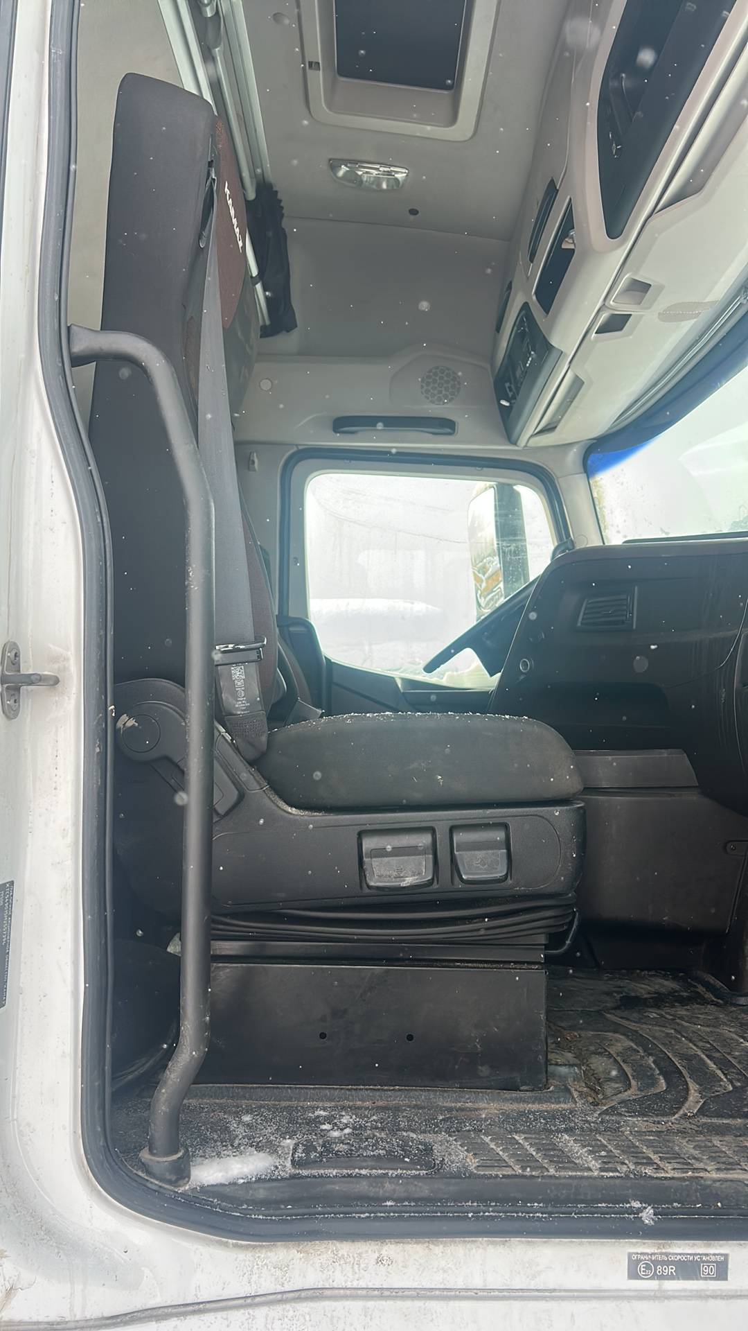 КАМАЗ 54901-92 (M1945),  488 798 км, 2021 года