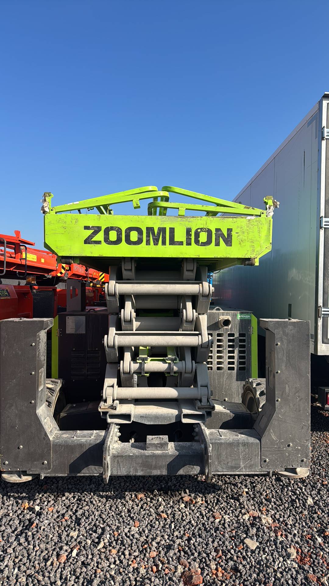 Zoomlion ZS1623RT ножничный подъемник самоходный, 2022 года в лизинг