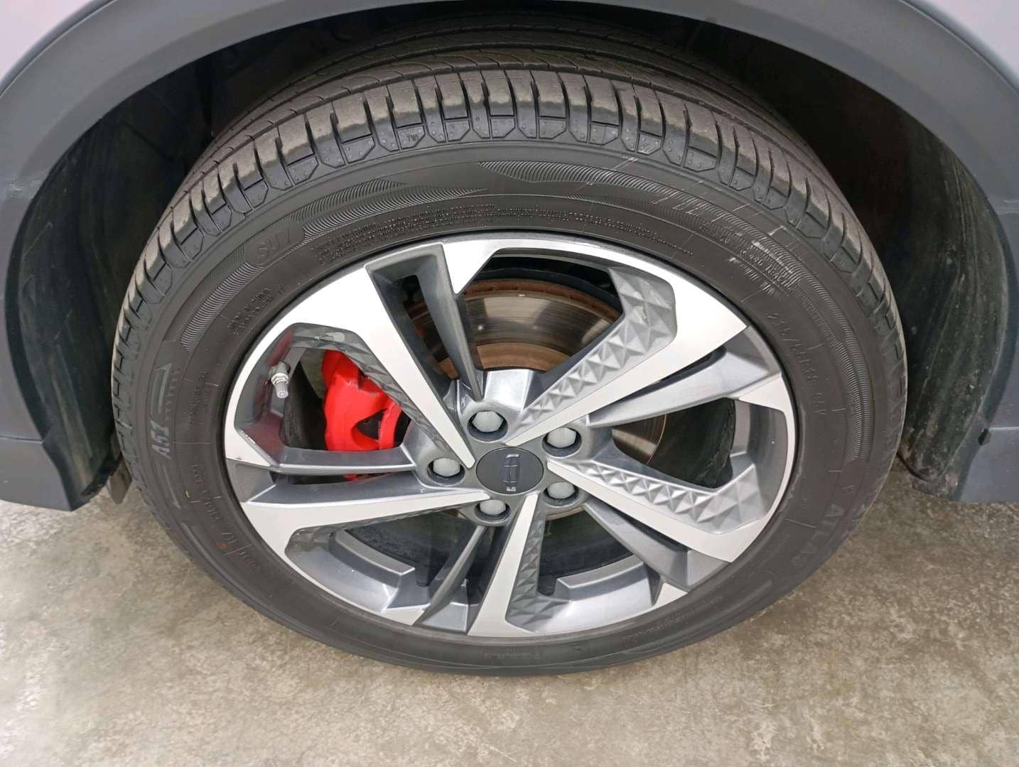 Geely Coolray,  93 686 км, 2024 года в лизинг