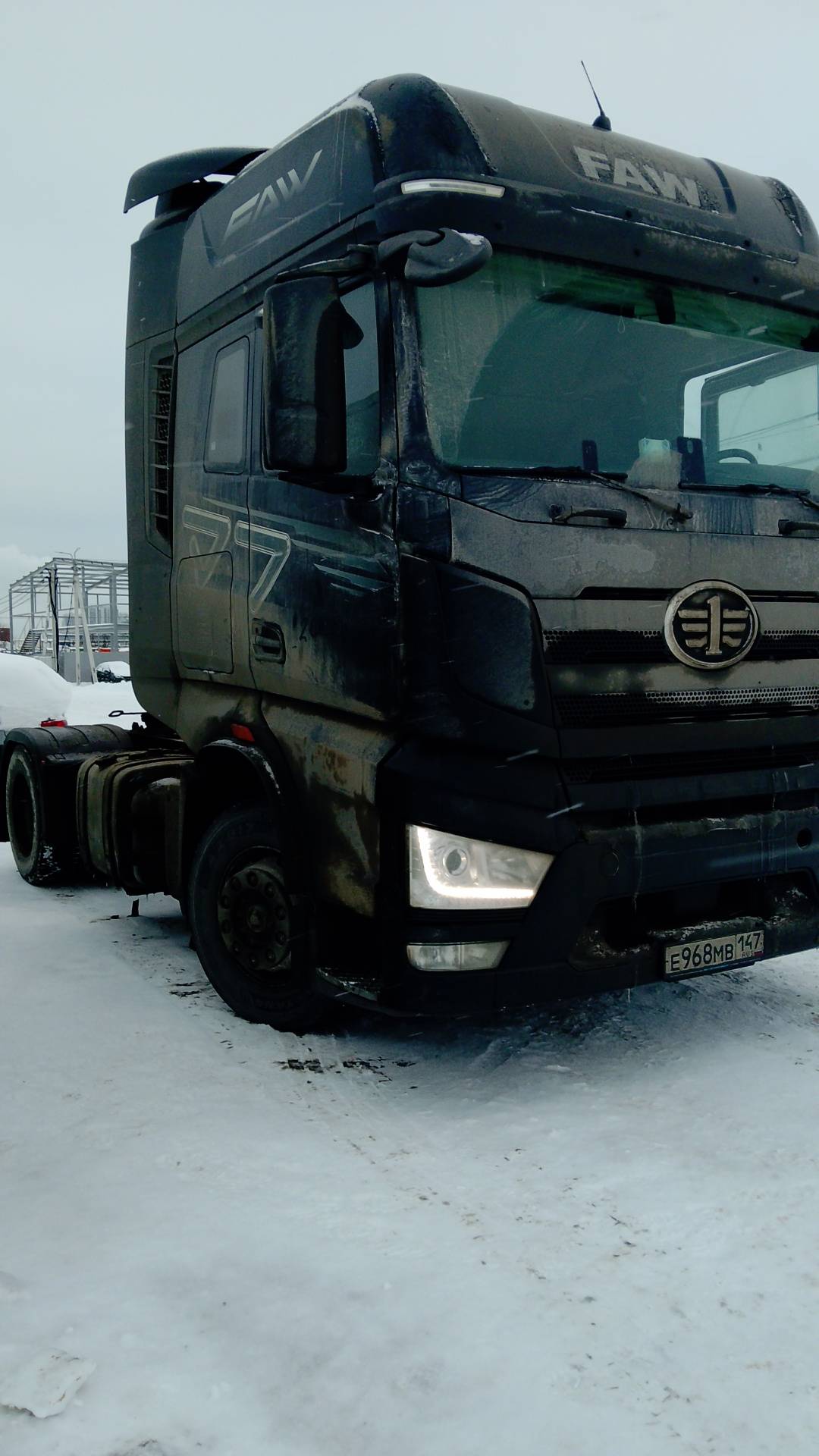 FAW CA4180P77K25E5 4x2,  174 202 км, 2024 года в лизинг