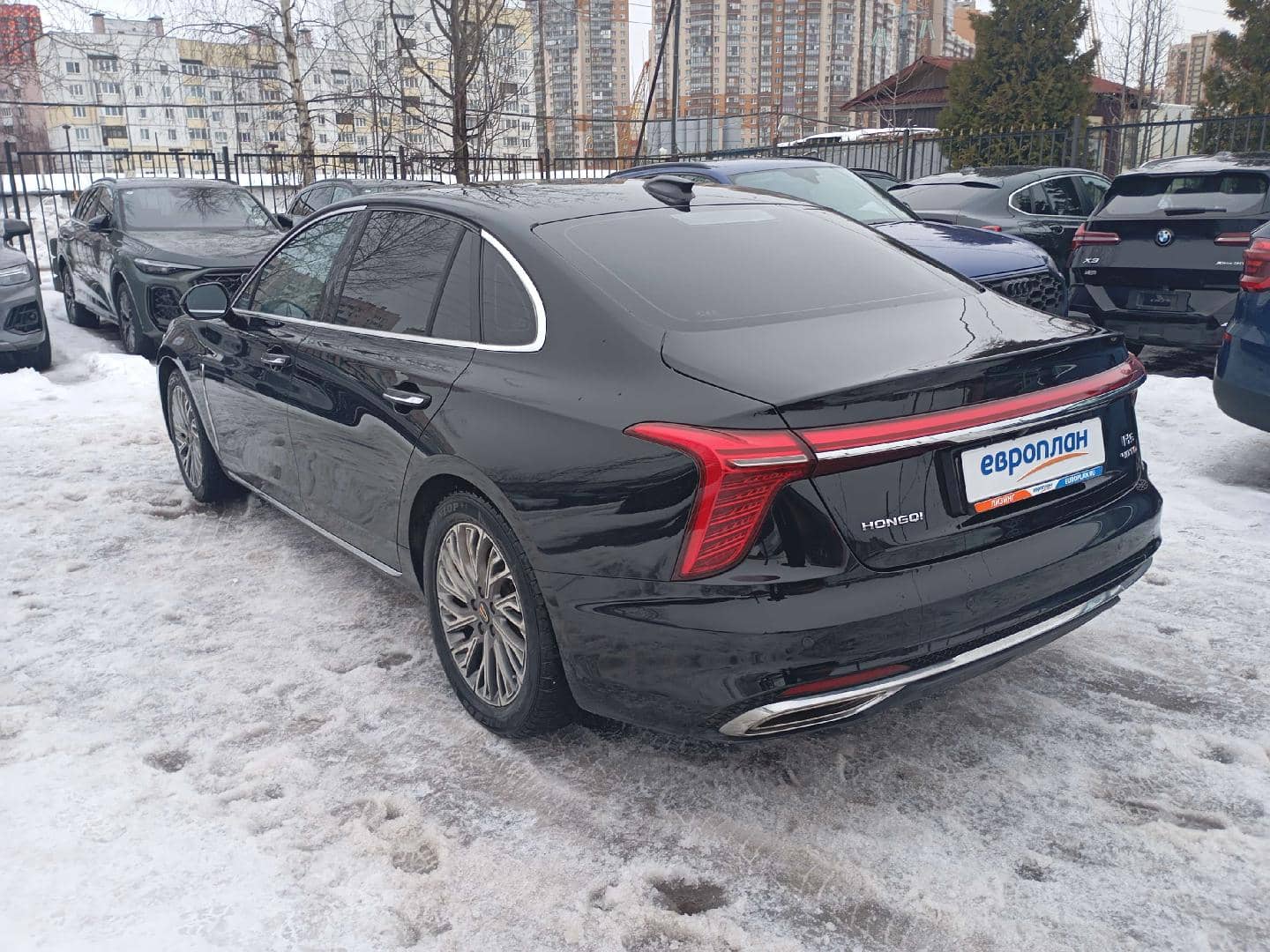 Hongqi H5,  115 926 км, 2024 года в лизинг