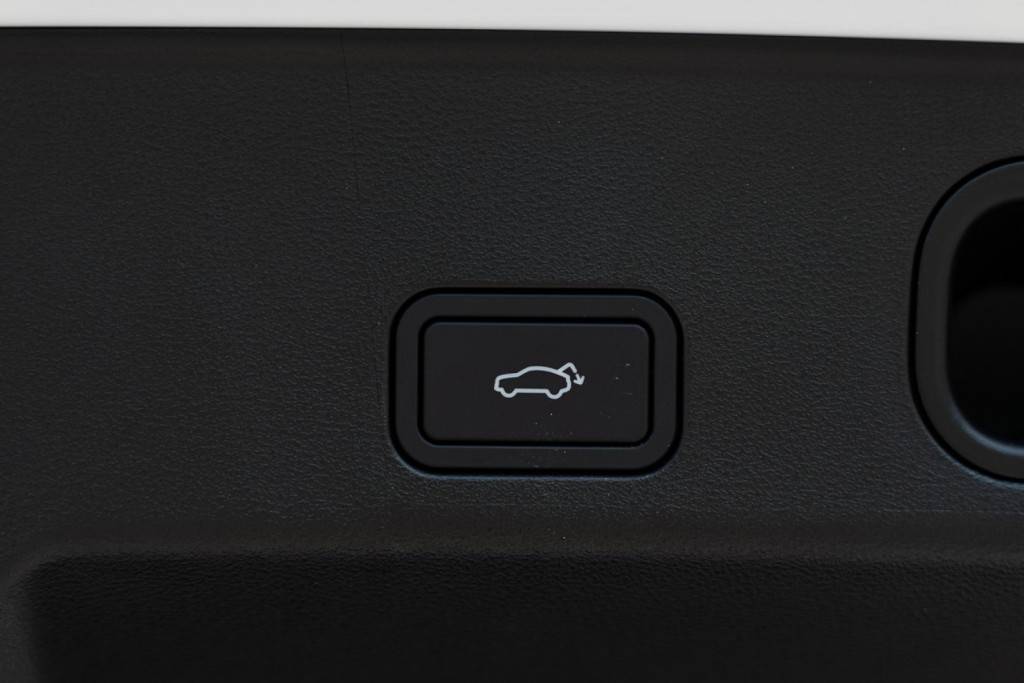 Geely Atlas Флагман 2.0Т АТ полный привод