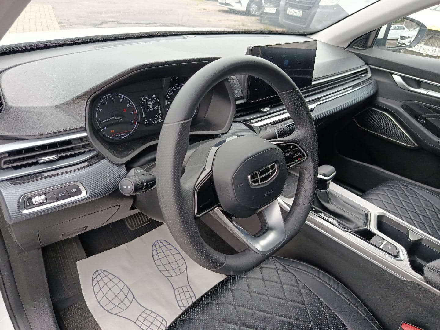 Geely Emgrand,  69 882 км, 2024 года в лизинг