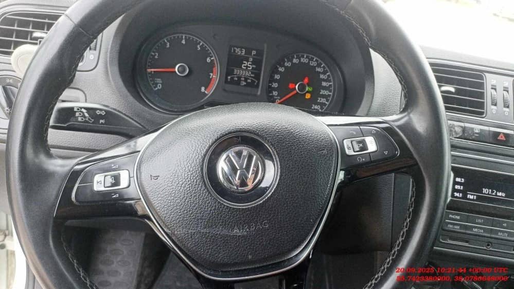 Volkswagen Polo,  333 332 км, 2019 года в лизинг