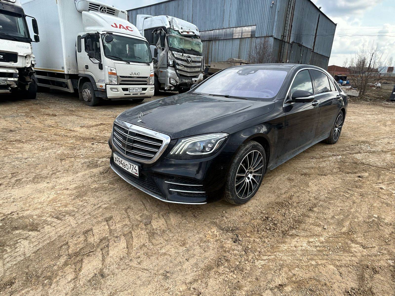 Mercedes-Benz S седан,  157 023 км, 2018 года в лизинг