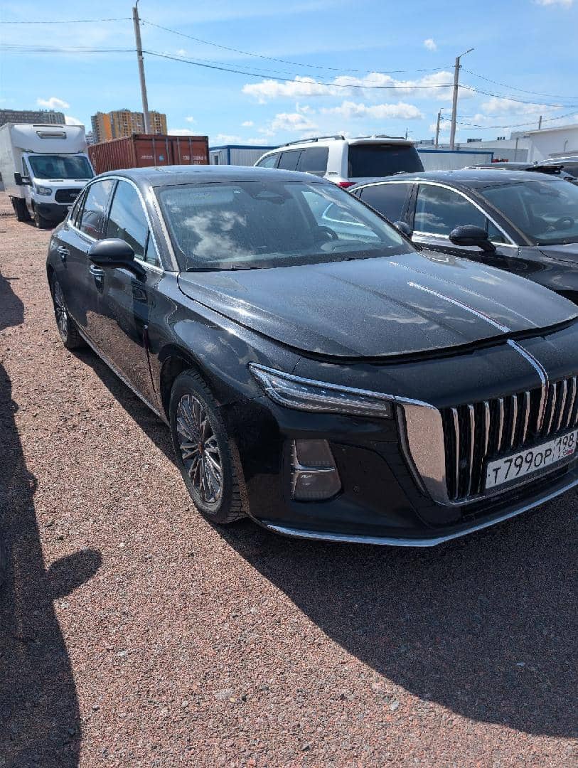 Hongqi H5,  155 566 км, 2024 года в лизинг