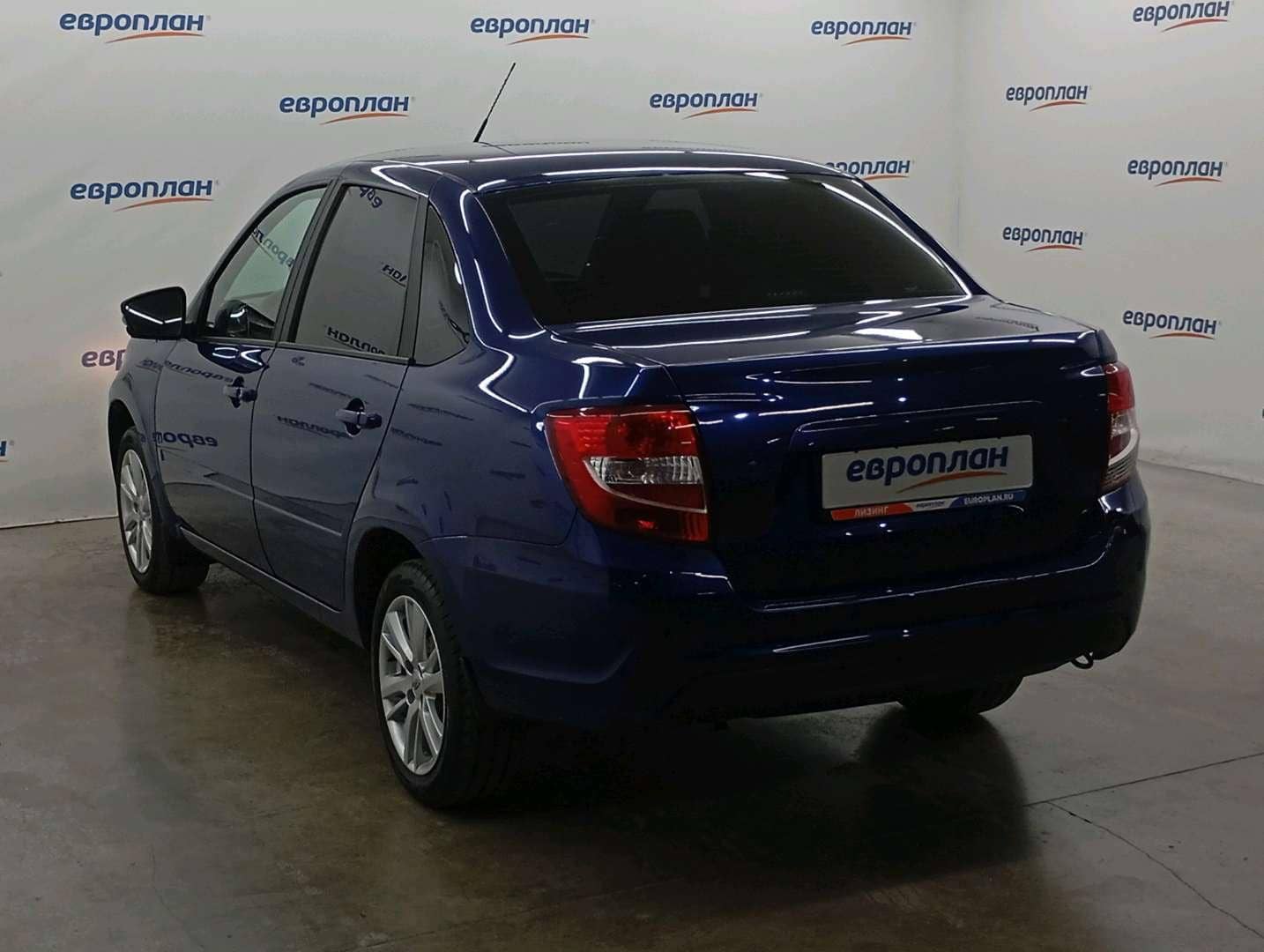 Lada Granta седан,  18 418 км, 2025 года в лизинг