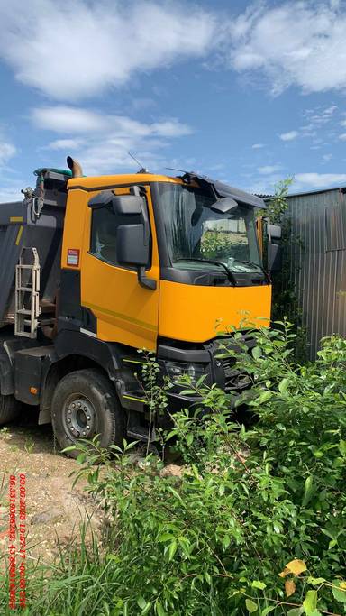 Renault К 440 8X4 (Day cab)